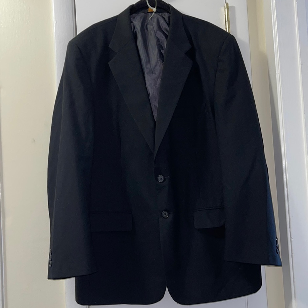 Mens suit jacket. 42R.